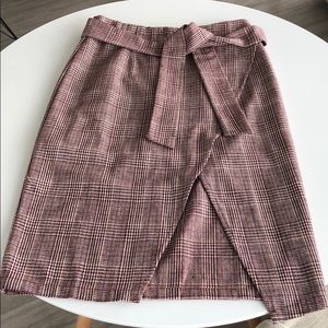 Midi Skirt with belt and slit